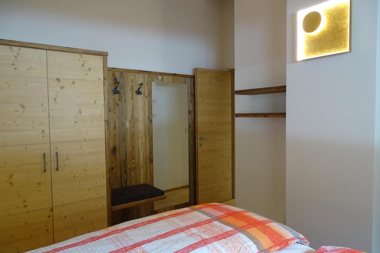 Schmalzlhof Apartment ซีอูซี ภายนอก รูปภาพ